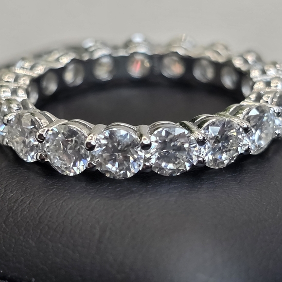 💎 4.5-5 Carat Moissanite Eternity Band – 3.34mm Size 9 - Picture 1 of 4